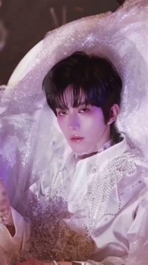 pretty top vs power bottem 🔥 #bldrama #abodesire #bl #cdrama #chineseactor #eliothuang #kipukaqiu