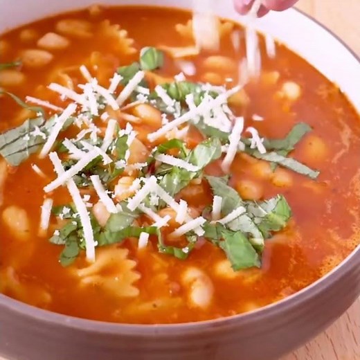 4 Ingredient Minestrone Soup