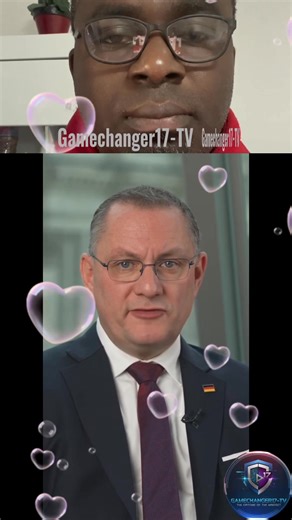 In seiner Neujahrsansprache an das deutsche Volk richtet sich Tino Chrupalla mit klaren Worten an Bürgerinnen und Bürger in einer Zeit politischer, wirtschaftlicher und gesellschaftlicher Unsicherheit. Aus der Rede lassen sich zentrale Botschaften herausarbeiten: ➡️ Betonung von sozialer Sicherheit und wirtschaftlicher Stabilität ➡️ Kritik an der aktuellen politischen Entwicklung ➡️ Appell an Zusammenhalt, Eigenverantwortung und demokratische Teilhabe ➡️ Forderung nach politischen Kurskorrekture