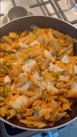 Easy One Pot Chicken Pasta Recipe | Beginner Friendly | Creamy & Cheesy Pasta
