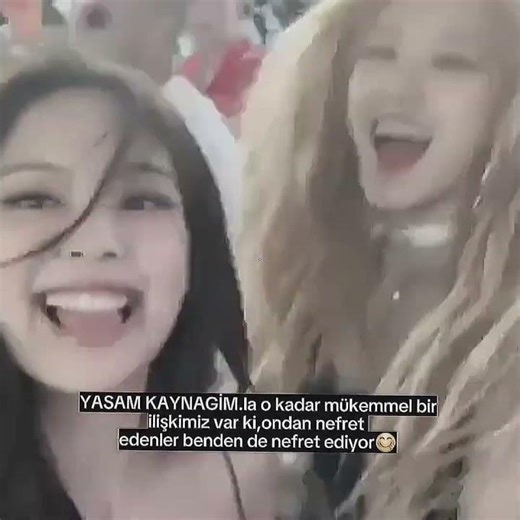 HERKESTEN DEGERİLİSİİNN @zeynep_zeyno_zeyzey #keşfet #roblox #ytdayibenionecikarnolur