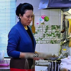 Ngao xào bất ngờ — Cách một món lỡ tay cứu nhà hàng