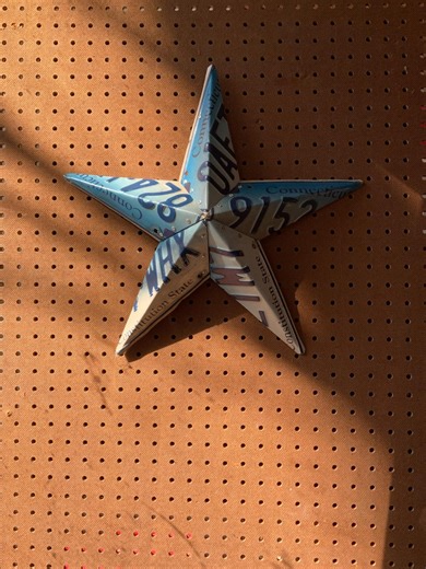 Metal License Plate Star – Handmade Wall Art – Connecticut - Etsy