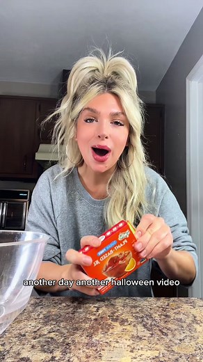 Bloody Syringe Halloween Jello Shots ‼️🧛‍♀️🩸 ❤️The directions and measurements will differ depending on what jello you use! I used one 0.25 oz (7g) packet of Simply Delish orange flavored plant-based jello and whisked it with 2/3 cup hot water and let it rest for 2 minutes. Then I added 1 cup Malibu coconut rum and a bunch of red food coloring and a tiny bit of green food coloring. The texture was jello-like, but more on the runny side. I wanted it to be more loose than jello so it could easil