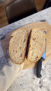 Jess | Our Log Homestead on Instagram: "Sourdough recipe & timeline!! The night before: I take my starter out of the fridge and feed it before bed. (I like to do high ratio feeds 1 part starter to 2-3 parts flour and water.) Recipe for 1 loaf: 100g bubbly active starter 350g warm water 500g flour (I like to mix half & half AP/bread azure standard organic flour) 11g salt Day of bake: 9 am I mix my loaf, I’ll do 3-4 stretch and folds 30-45 mins apart and let it sit on the counter uncovered until 3