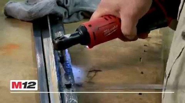 Milwaukee M12 12V Lithium-Ion Cordless 3/8 in. Ratchet (Tool-Only) 2457-20