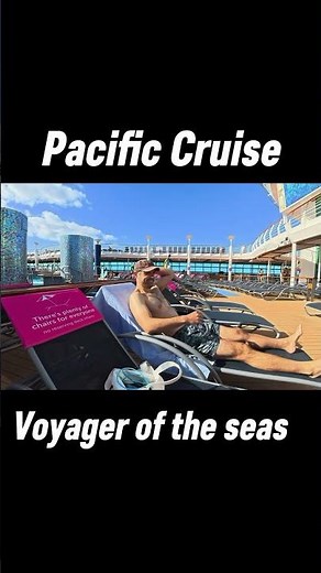 Pool area at the Voyager of The Seas #voyageroftheseas #royalcaribbean #cruiseship #pacificocean