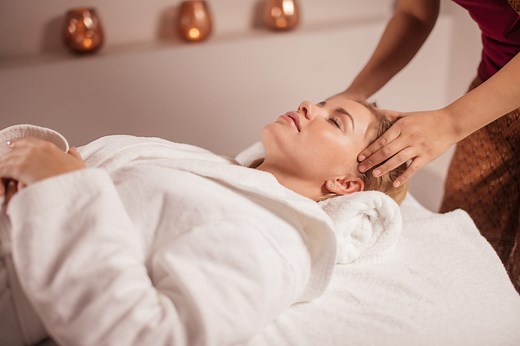 Reiki : définition, bienfaits, des dangers ?
