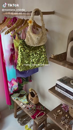 Tropical Vacation Outfit Ideas for Your Dream Wardrobe