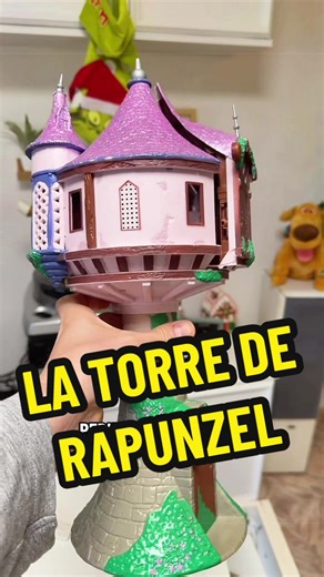 Mirad la fantasía que he encontrado en el mercadillo… ¡la torre de Rapunzel! 🥹 #juguetes #disney #enredados #rapunzel #tianguis