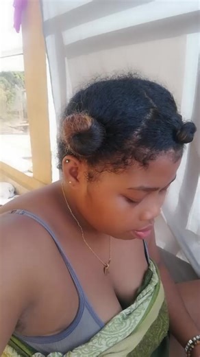 valantine (@valantine276)’s videos with son original - Gasy Ka Tsara