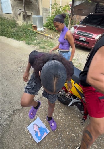 ¡Ay, pisé caca! La divertida historia de Angie Fire