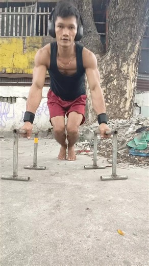 Mastering the Planche to Push-Up Transition in Calisthenics