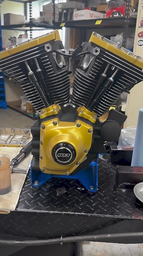 @cyclestopusa complete engine rebuild complete.💪🏻 In-house engine assembly service, Balance, true, plug and weld crankshaft service, Overbore and hone stock 103” cylinders, Custom engraved cylinder heads. #revolutionperformance #revperf #engine #enginerebuild #motorcycle #motorcycleperformance | Revolution Performance