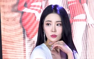 4K女团 普美 BOMI牛仔短裤 拍照时间Fancam