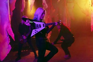 L7 Preview First LP in 20 Years With Hellscape-Laden 'Burn Baby' Video