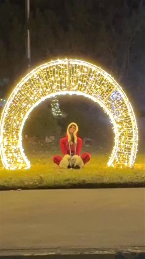 Thank you Holiday Nights for inviting me and other local voices to enjoy the VIP sneak peek tour of this years lighting display! As someone who had attended every year as a tradition, I can tell you they’ve added some exciting new things that you’ll want to come and see for yourself! This video I created is only a tiny tease of the magic you will experience this year. Perfect for Family fun night Date night Wedding proposals Business parties Just because! Buy your tickets at www.holiday-nights.c