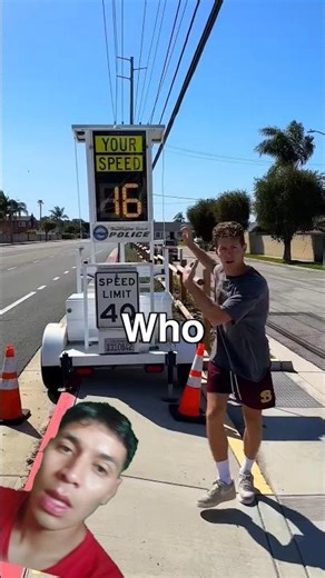 How fast does a normal person run in meters per second? #mphi #running #races