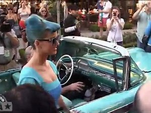 Katy Perry's Blue Hairdo