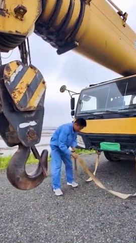 Incredible Workers and Machines Make Tough Jobs So Satisfying