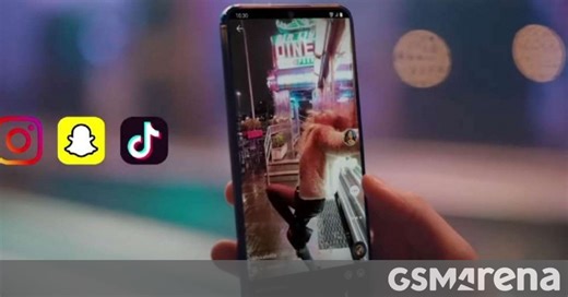 The Galaxy S22 series' new camera features work within Instagram, Snap and TikTok