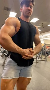 Adam Charlton | My favorite finisher for triceps !! Rope push downs superset with v-bar push downs 🔥My form wasn’t perfect because it was my last working... | Instagram