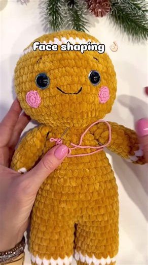 Face Shaping Techniques for Crocheted Gingerbread Dolls