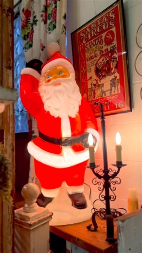 What fabulous Saturday! So many of you dropped by to enjoy the festivities & picked up some really great vintage. Thank you friends, from the bottom of my heart. Also, a huge thank you to @royaltea_n_wildflowers for bringing your signature sweets to the party. Everyone loved your offerings! ••Join us Sunday for Day 3 of our Holiday Event. We’ll be open 10-3pm•• If you missed it… I’m taking appointments for Wed/Thurs, Dec 10th & 11th. Drop me a DM to set up a time. | Top Secret Flea Market