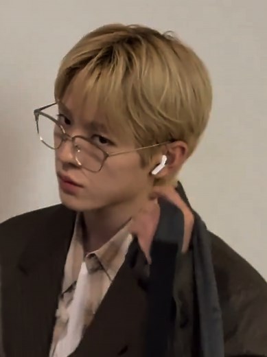 NCT Wish: Yushi's Dance Moments and Updates
