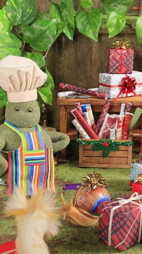 19K views · 81 reactions | Tiny Chef is a true pro at decorating for the holidays ✨ | Nickelodeon | Facebook