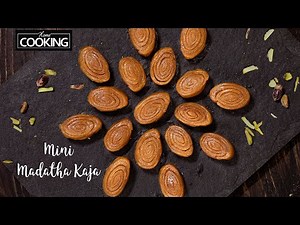 Mini Madatha Kaja Recipe | Diwali Sweets | Crispy Kaja Sweet Recipe | South Indian Sweets Recipe
