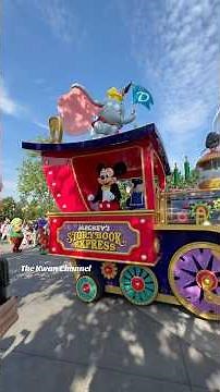 Mickey’s Storybook Express Parade at Shanghai Disneyland! 🇨🇳 #travel #travelvlog #shanghaimasters