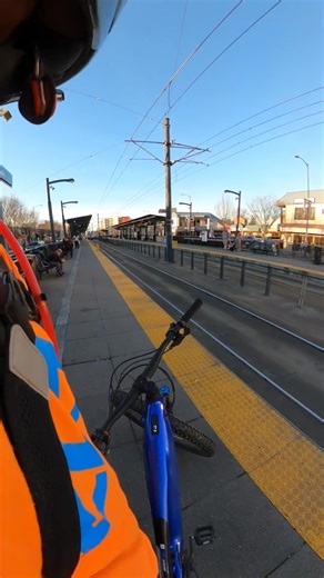 #link #soundtransit #lightrail | BikeLand