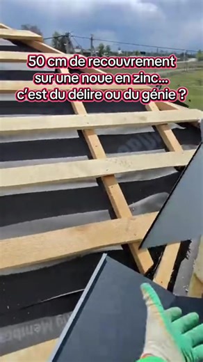 50 cm de recouvrement sur une noue en zinc… vraiment utile ou complètement exagéré ? 🤔 Un couvreur donne son avis 👷‍♂️ #couvreur #toiture #chantier #maisonfrance #avisdepro