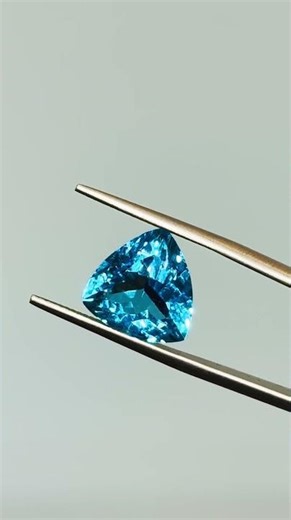 6.6ct Swiss Blue Topaz (TPZ02)