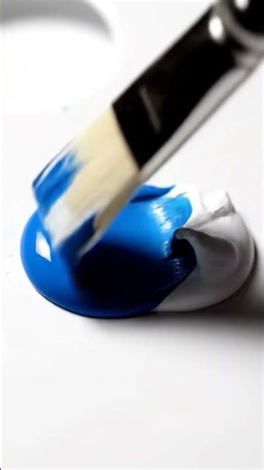 Blue + White Paint Mixing | Creating Pastel Light Blue (Satisfying Close‑Up)