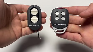 Programmation de la télécommande ENTREMATIC DITEC ZEN4C à partir de la télécommande DITEC GOL4C https://telecommande-portail-universelle.com/fr/telecommande-portail/1702-telecommande-portail-ditec-zen4c.html | Télécommande portail universelle