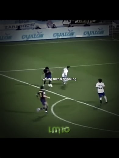 Incredible Messi Dribbling Skills Highlighted