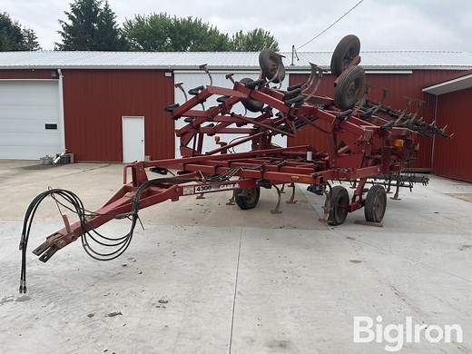 Case IH 4300 24’ Field Cultivator | Agriculture