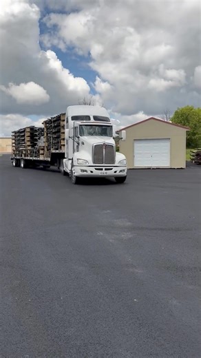 Trailers on trailers on trailers. 👏 "Our new location is almost ready, and we’ve just received over 70 PJ Trailers! Our 11-acre lot is filling up with the best trailers around." - Central Trailer Sales Find the best trailers around at a dealer near you today: https://pjtrailers.com/locate-a-dealer/ | PJ Trailers