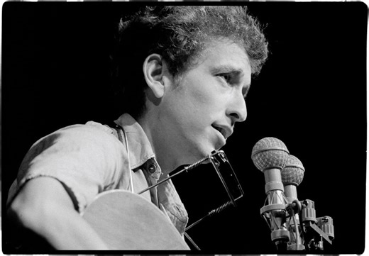 Bob Dylan Left a Meeting With Carl Sandburg 'Hurt' and 'Annoyed'