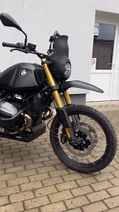 BMW R 12 G/S taller, rally inspired windscreen prototype by Outback Motortek. Let us know your thoughts 💭 . #bmwmotorcycle #bmwmotorrad #bmwr12gs #bmwgs #bmwgsfans #outbackmotortek #rideoutback | Outback Motortek