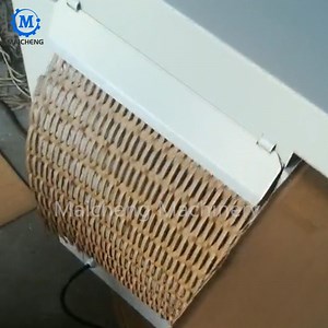 [Hot Item] Waste Recycle Cardboard Padding Shredding Machine Cross Cut Cardboard Shredder