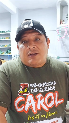 Vamos a reparar estás Merrell con sus termoplásticos nuevos en talones para el vulcanizado de suelas 😎💯✨ #shoesfootexpress #reparadoradecalzadocarol #merrell #botasmerrell #merrellboots | Reparadora de Calzado "Carol"