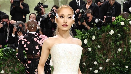 Ariana Grande Reveals Which Cosmetic Procedure She's 'Open' To Getting