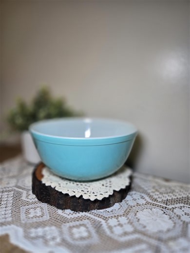Vintage Pyrex Turquoise 403 Mixing Bowl | 2.5 Quart | Mid-century Kitchen Collectible - Etsy