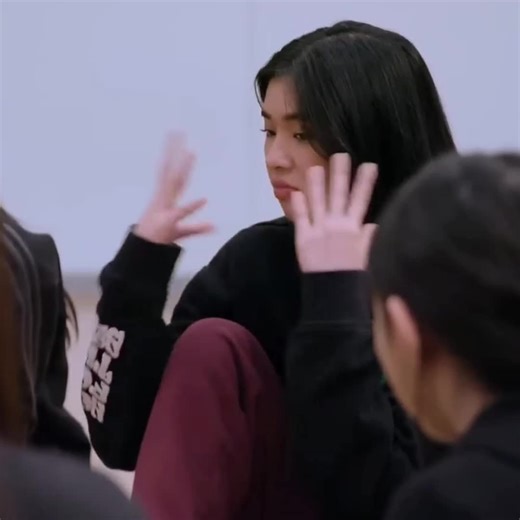 the most iconic frenemies #sophia #manon #katseye #dreamacademy #frenemies