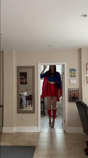 UK's tallest girl Katie standing at 6'7" | 2.01m is a true Wonderwoman! #cosplay #giantwoman