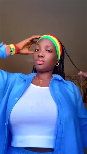 Vidéos de belle fille (@bellefille.chu01) avec son original - belle fille