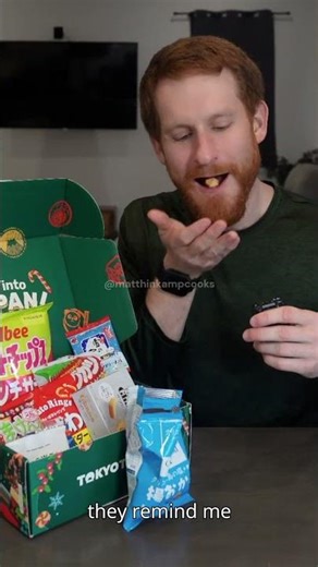 A magical holiday snack haul from Japan!